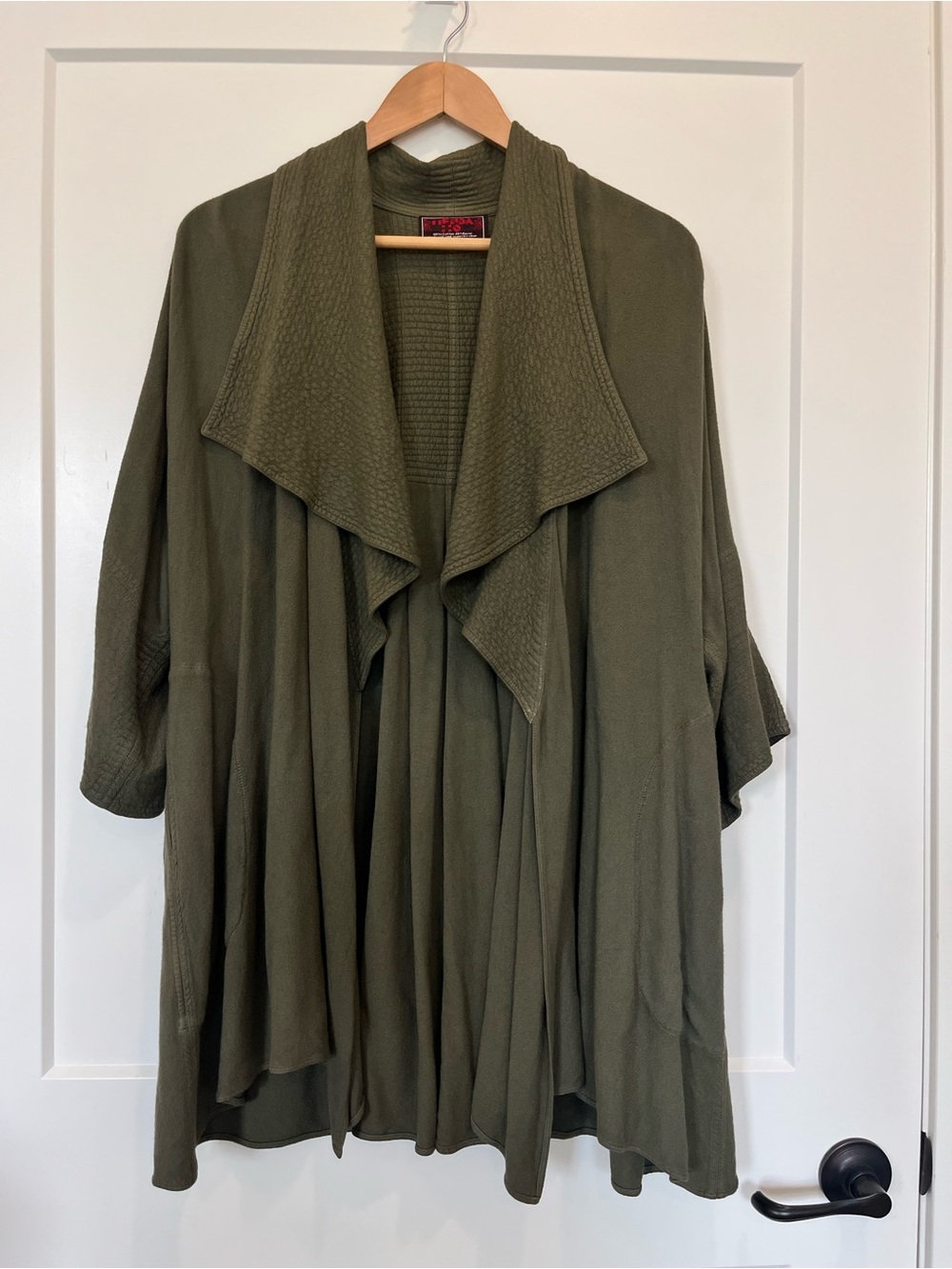 Tienda Ho olive green fringed tassels boho Lagenlook hippie flowy jacket kimono